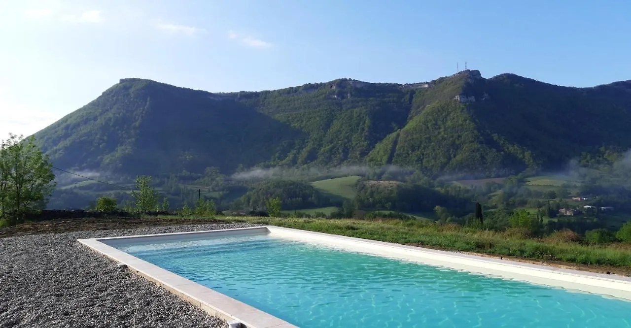 L \' Amiradou location